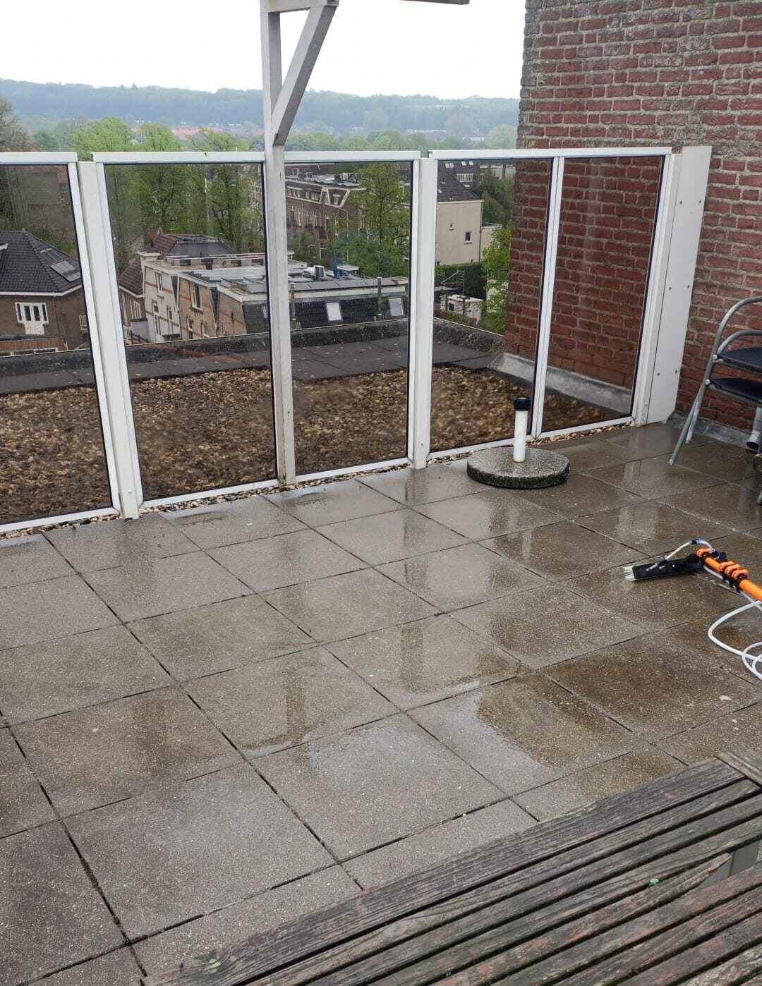 terras na grondige reiniging met softwash